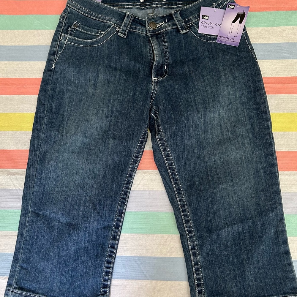 Women’s size 10 Lee Bermuda/Skimmer Shorts with Classic Indigo Wash - New